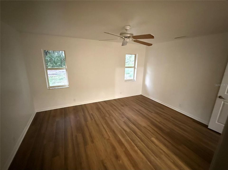 For Sale: $249,000 (3 beds, 2 baths, 1615 Square Feet)