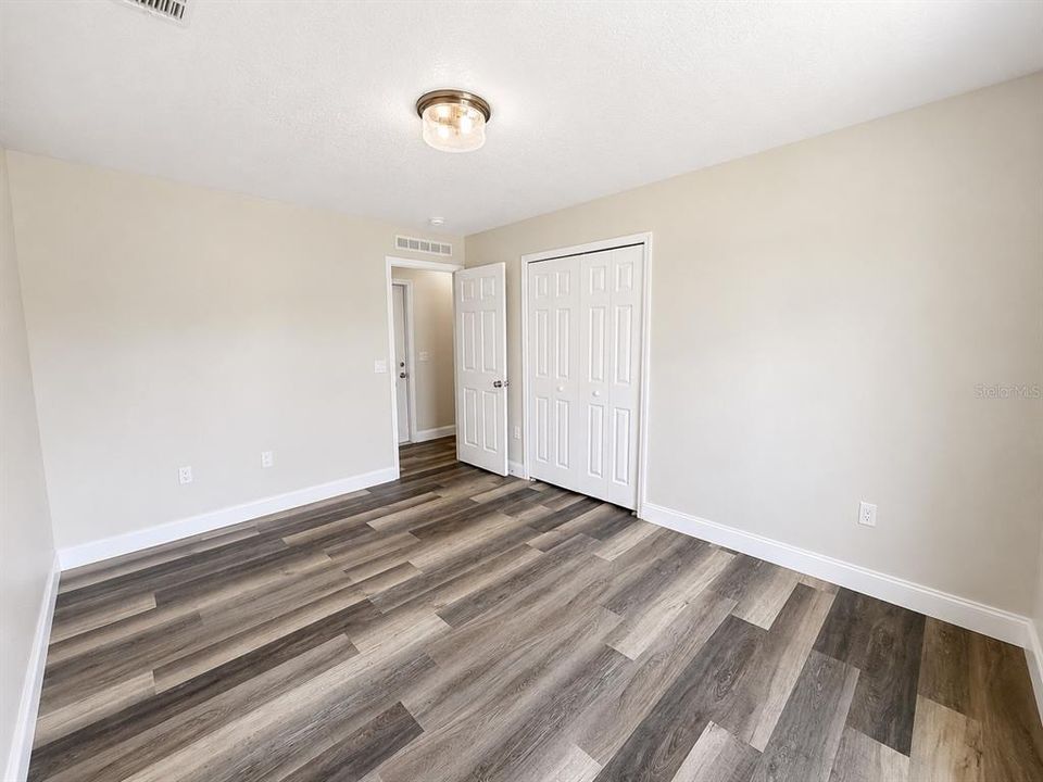 For Rent: $2,650 (4 beds, 2 baths, 2302 Square Feet)