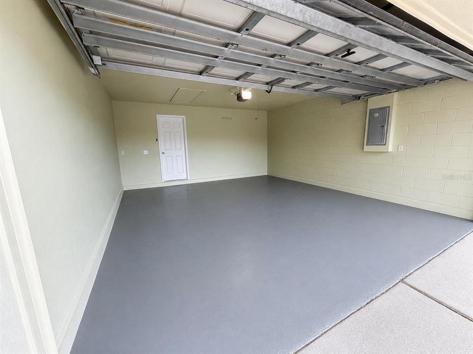 For Rent: $2,600 (4 beds, 2 baths, 2302 Square Feet)