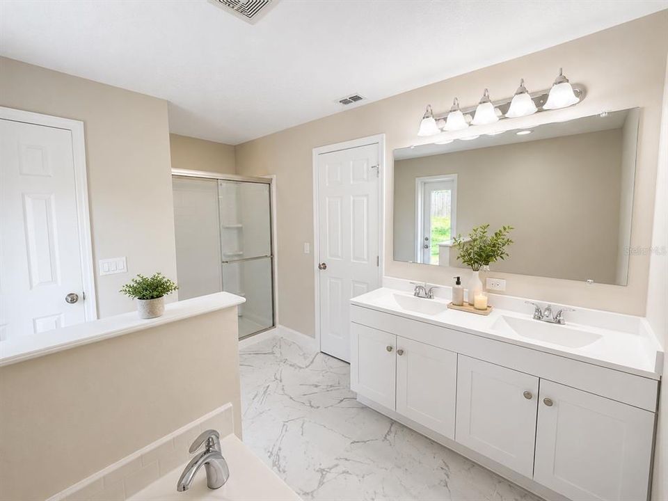 For Rent: $2,650 (4 beds, 2 baths, 2302 Square Feet)