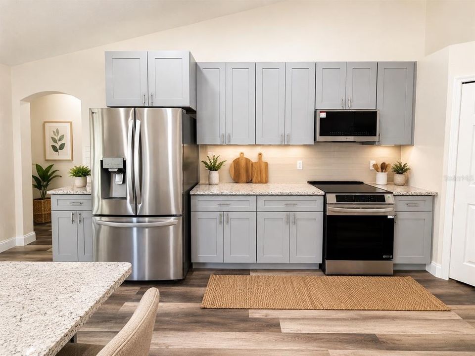 For Rent: $2,650 (4 beds, 2 baths, 2302 Square Feet)