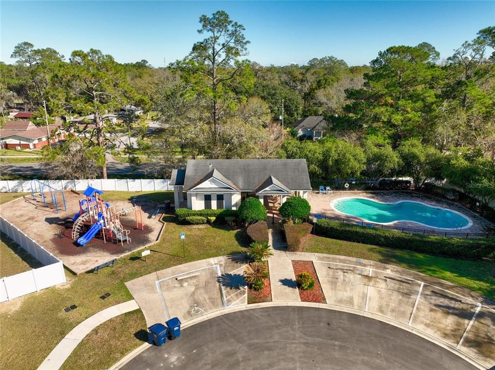 For Sale: $340,900 (5 beds, 3 baths, 2222 Square Feet)