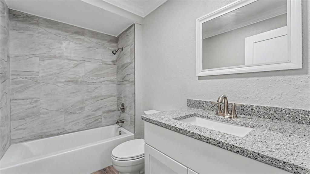 For Sale: $285,000 (3 beds, 2 baths, 1122 Square Feet)