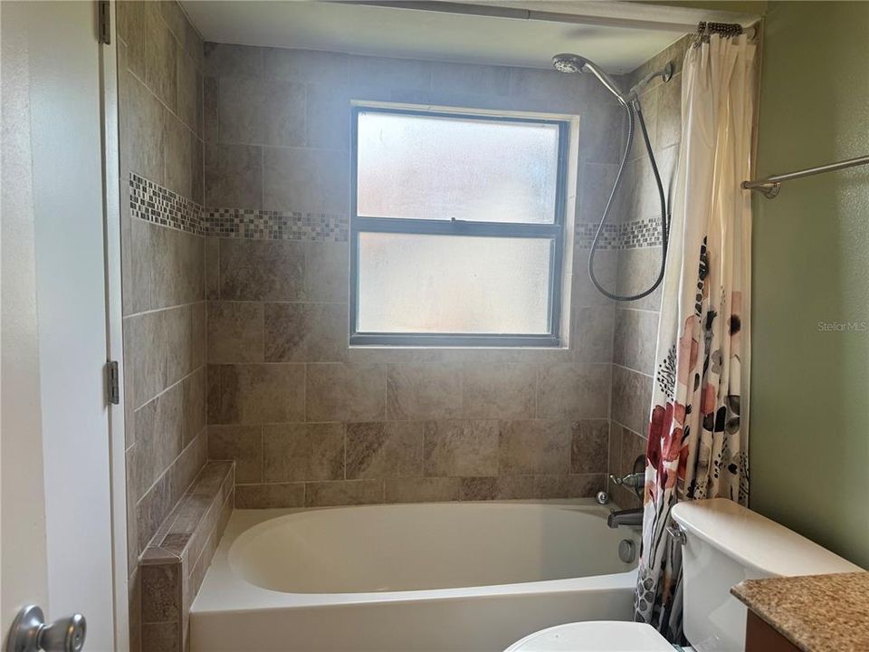 For Rent: $1,650 (2 beds, 2 baths, 1054 Square Feet)