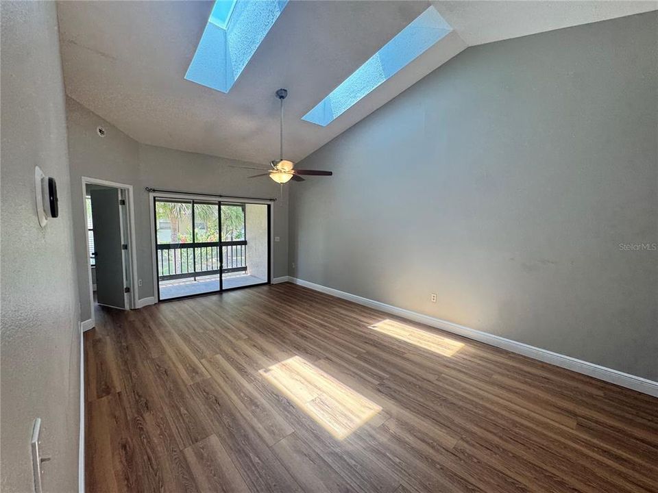 For Rent: $1,650 (2 beds, 2 baths, 1054 Square Feet)
