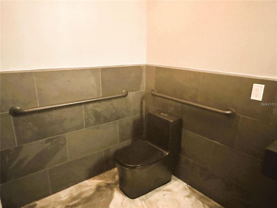 На продажу: $30,250 (0 спален, 0 ванн, 1100 Квадратных фут)