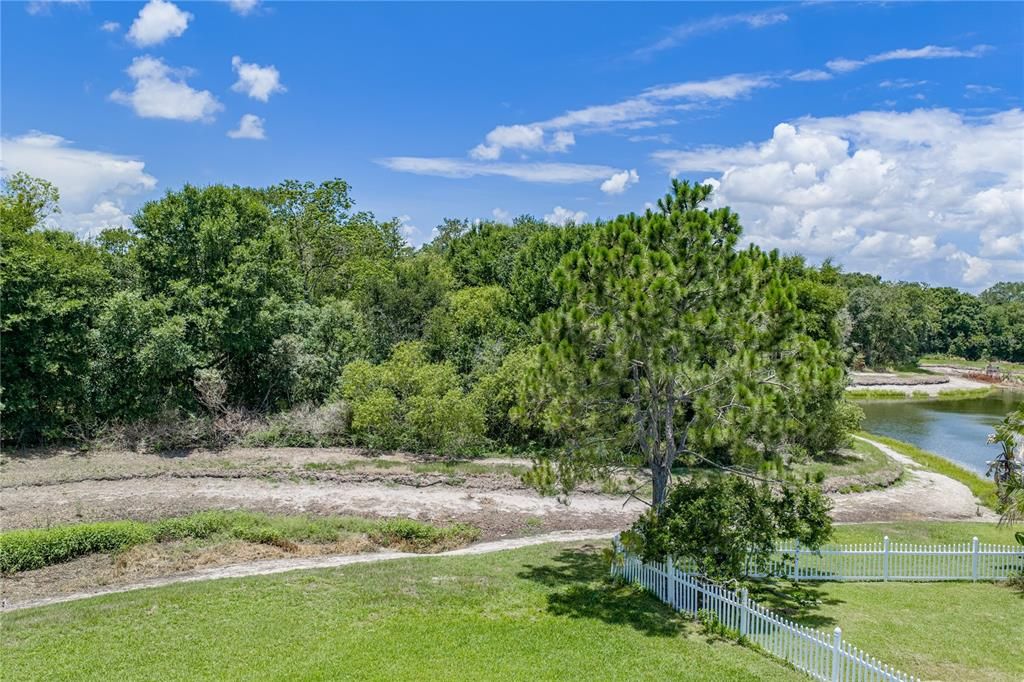 For Sale: $370,000 (3 beds, 2 baths, 1715 Square Feet)