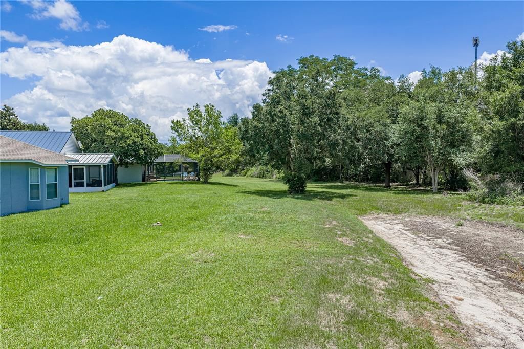 For Sale: $370,000 (3 beds, 2 baths, 1715 Square Feet)