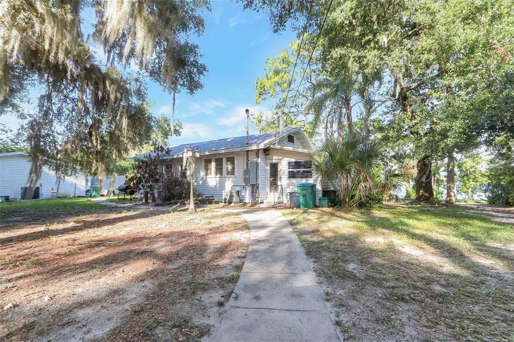 На продажу: $595,000 (4 спален, 2 ванн, 1837 Квадратных фут)
