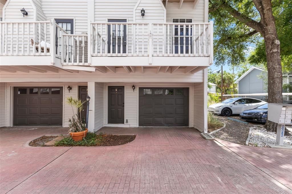 For Rent: $3,750 (3 beds, 2 baths, 1268 Square Feet)