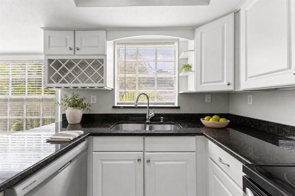 For Rent: $3,750 (3 beds, 2 baths, 1268 Square Feet)