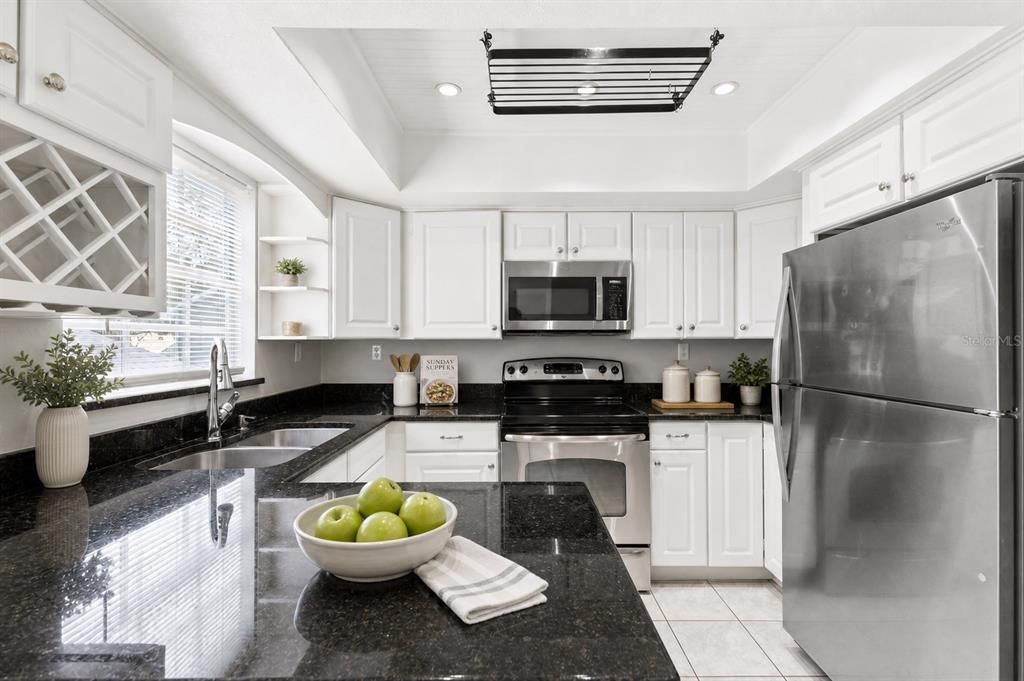 For Rent: $3,750 (3 beds, 2 baths, 1268 Square Feet)