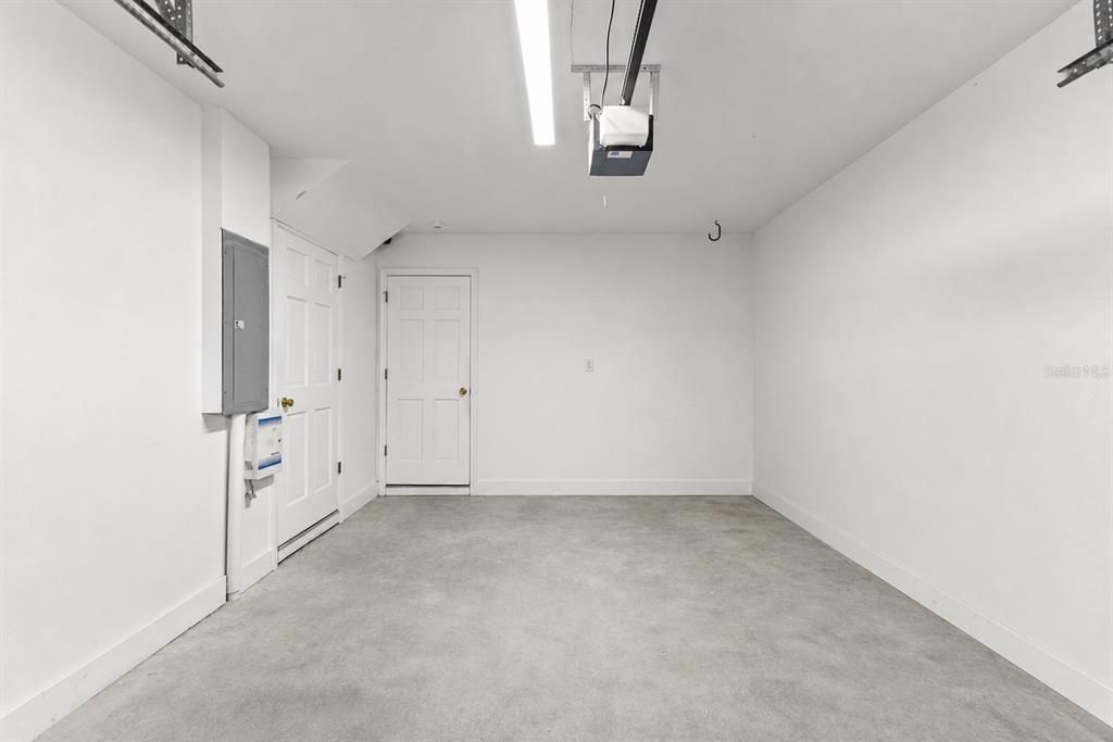 For Rent: $3,750 (3 beds, 2 baths, 1268 Square Feet)