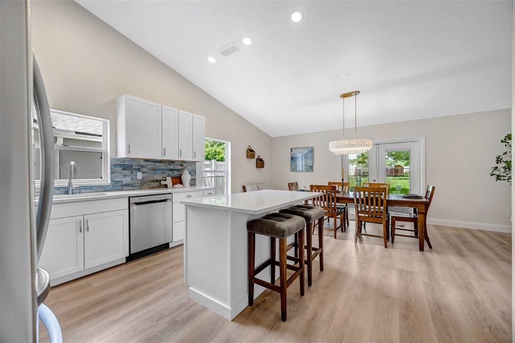 For Sale: $335,000 (3 beds, 2 baths, 1430 Square Feet)