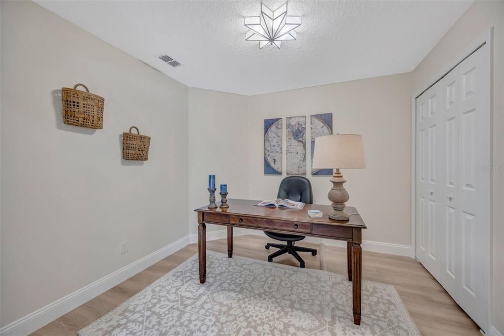 For Sale: $335,000 (3 beds, 2 baths, 1430 Square Feet)