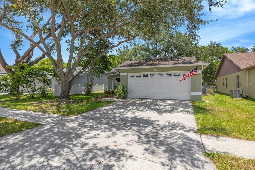 For Sale: $335,000 (3 beds, 2 baths, 1430 Square Feet)