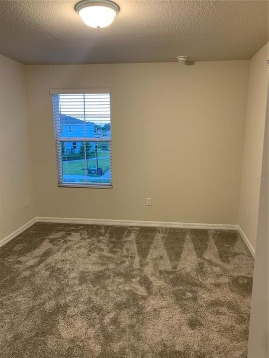 For Rent: $2,200 (3 beds, 2 baths, 1699 Square Feet)