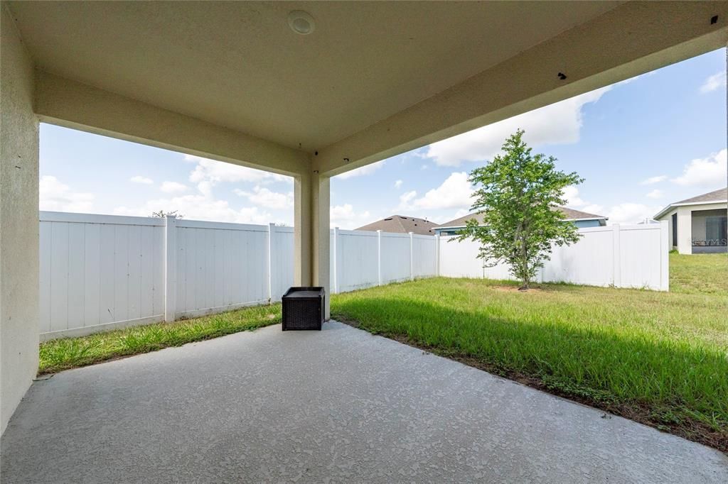 For Sale: $285,900 (3 beds, 2 baths, 1645 Square Feet)