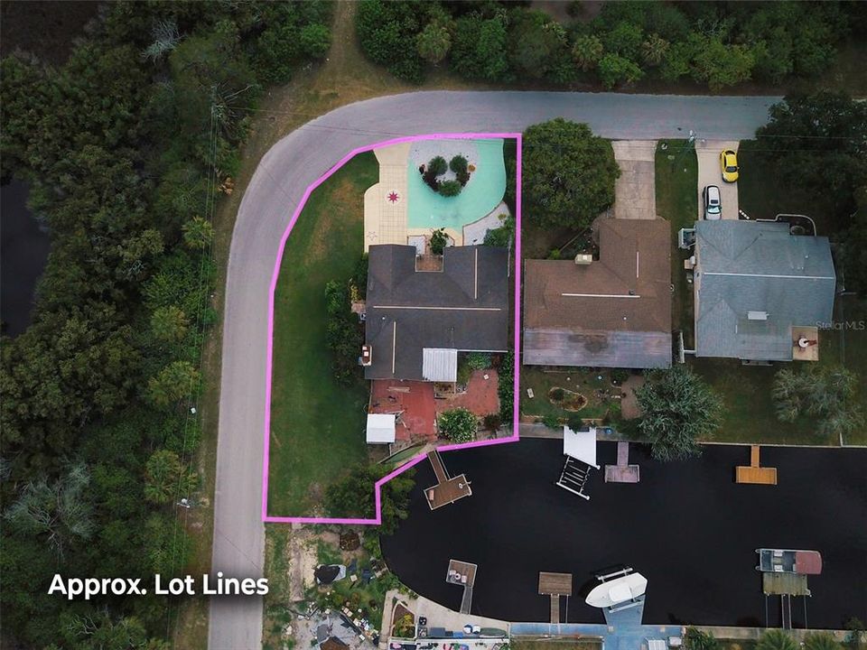 For Sale: $429,000 (2 beds, 2 baths, 1418 Square Feet)