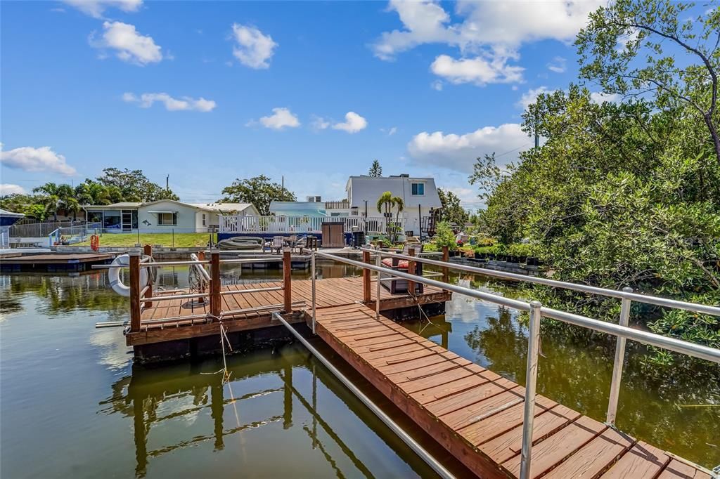 For Sale: $429,000 (2 beds, 2 baths, 1418 Square Feet)