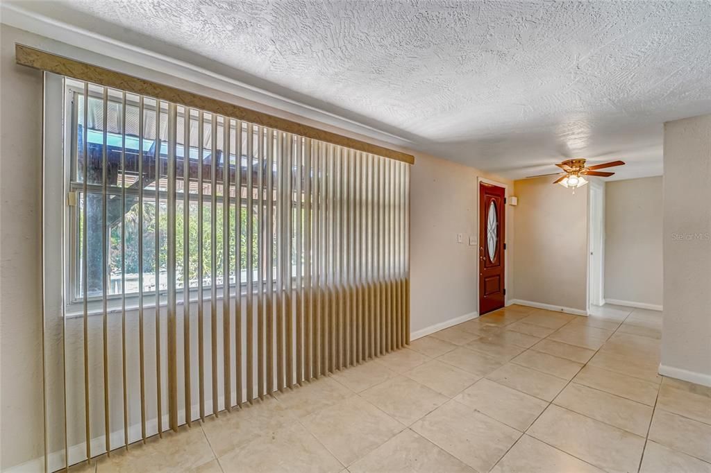 For Sale: $429,000 (2 beds, 2 baths, 1418 Square Feet)