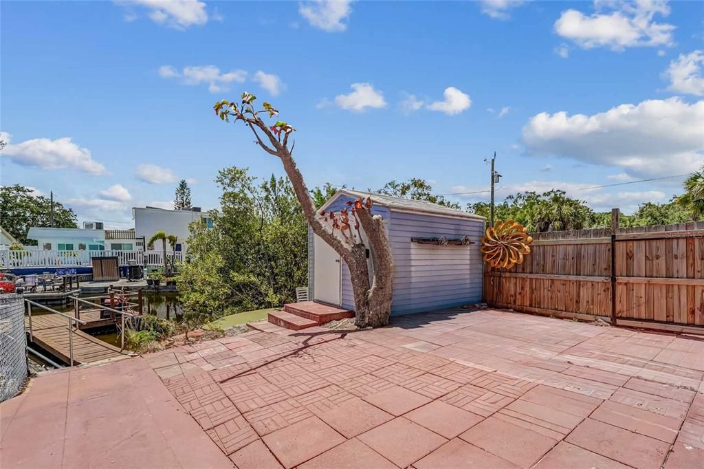 For Sale: $429,000 (2 beds, 2 baths, 1418 Square Feet)
