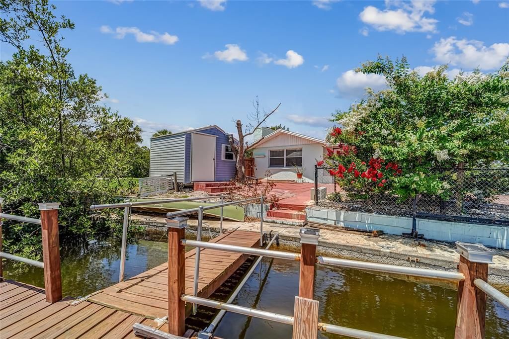 For Sale: $429,000 (2 beds, 2 baths, 1418 Square Feet)