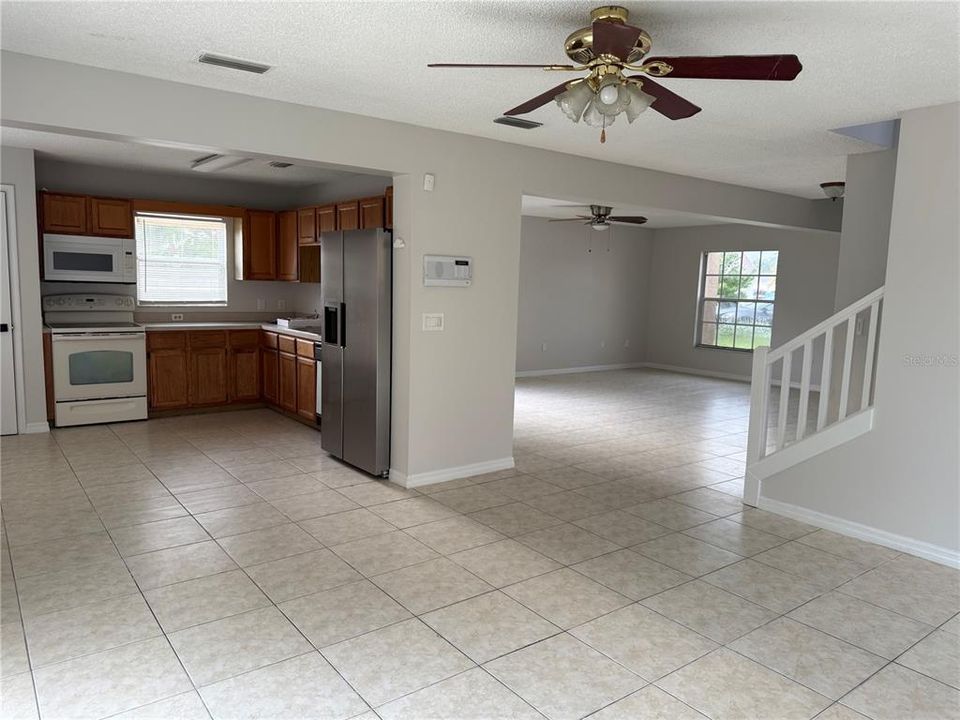 For Rent: $2,200 (3 beds, 2 baths, 1479 Square Feet)