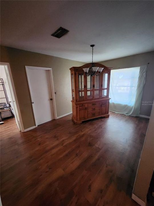 : $190,000 (3 camas, 2 baños, 1488 Pies cuadrados)