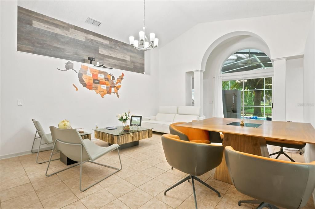 For Sale: $515,000 (3 beds, 2 baths, 1727 Square Feet)