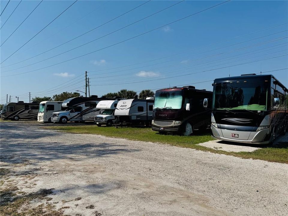 В аренду: $1,700 (2 спален, 2 ванн, 1256 Квадратных фут)