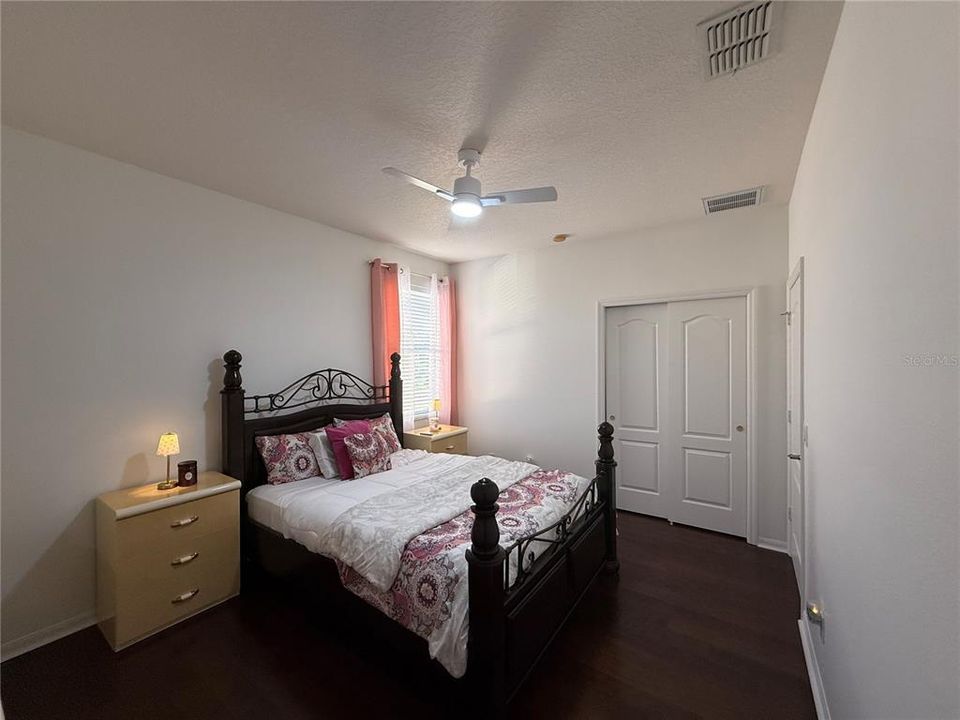 For Sale: $739,000 (5 beds, 3 baths, 3600 Square Feet)