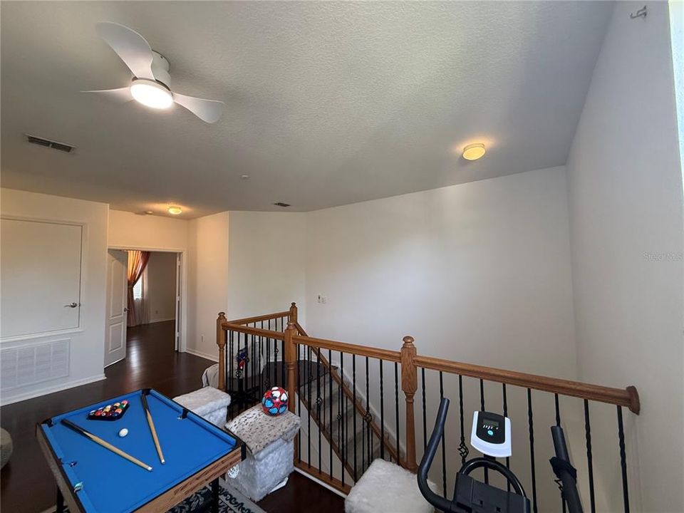 For Sale: $739,000 (5 beds, 3 baths, 3600 Square Feet)