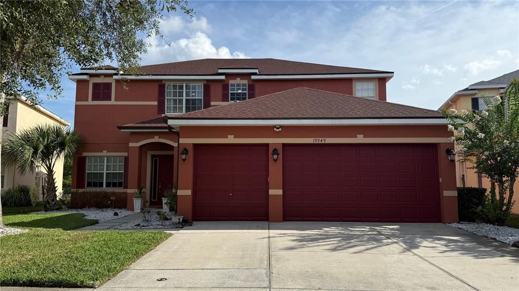 For Sale: $739,000 (5 beds, 3 baths, 3600 Square Feet)