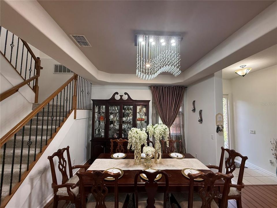 For Sale: $739,000 (5 beds, 3 baths, 3600 Square Feet)