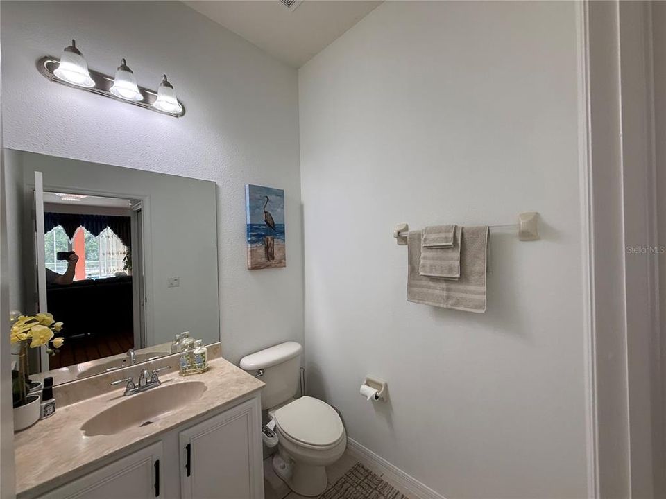 For Sale: $739,000 (5 beds, 3 baths, 3600 Square Feet)