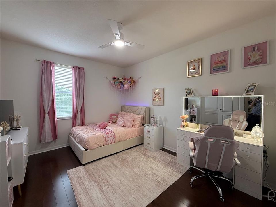 For Sale: $739,000 (5 beds, 3 baths, 3600 Square Feet)