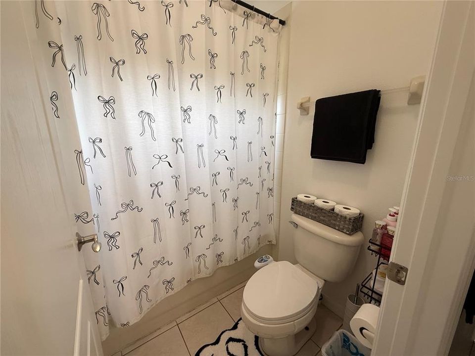 For Sale: $739,000 (5 beds, 3 baths, 3600 Square Feet)