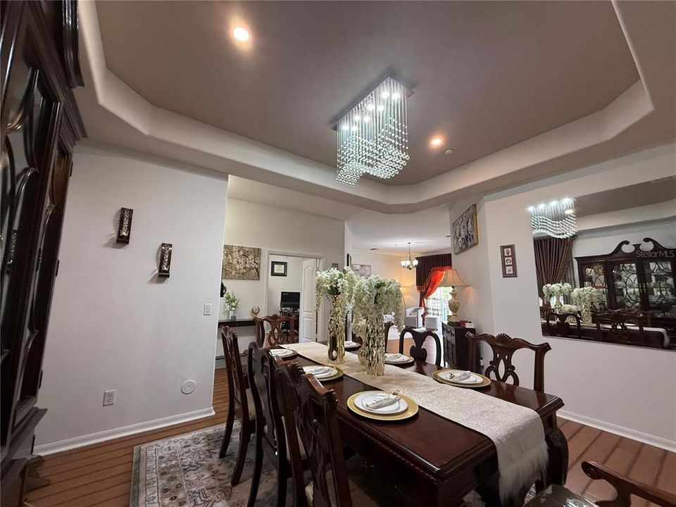 For Sale: $739,000 (5 beds, 3 baths, 3600 Square Feet)