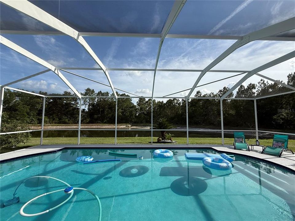 For Sale: $739,000 (5 beds, 3 baths, 3600 Square Feet)