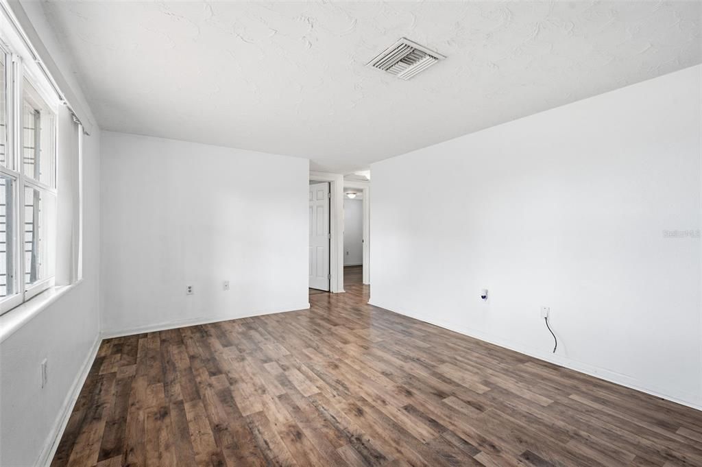En Venta: $250,000 (3 camas, 1 baños, 1008 Pies cuadrados)