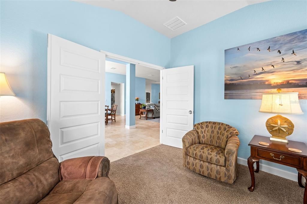 For Sale: $389,900 (4 beds, 3 baths, 2281 Square Feet)