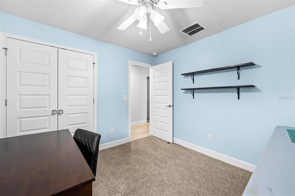 For Sale: $389,900 (4 beds, 3 baths, 2281 Square Feet)