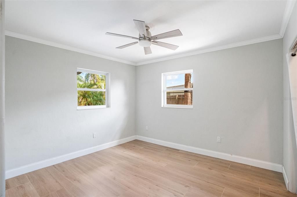 For Sale: $379,000 (3 beds, 1 baths, 1390 Square Feet)