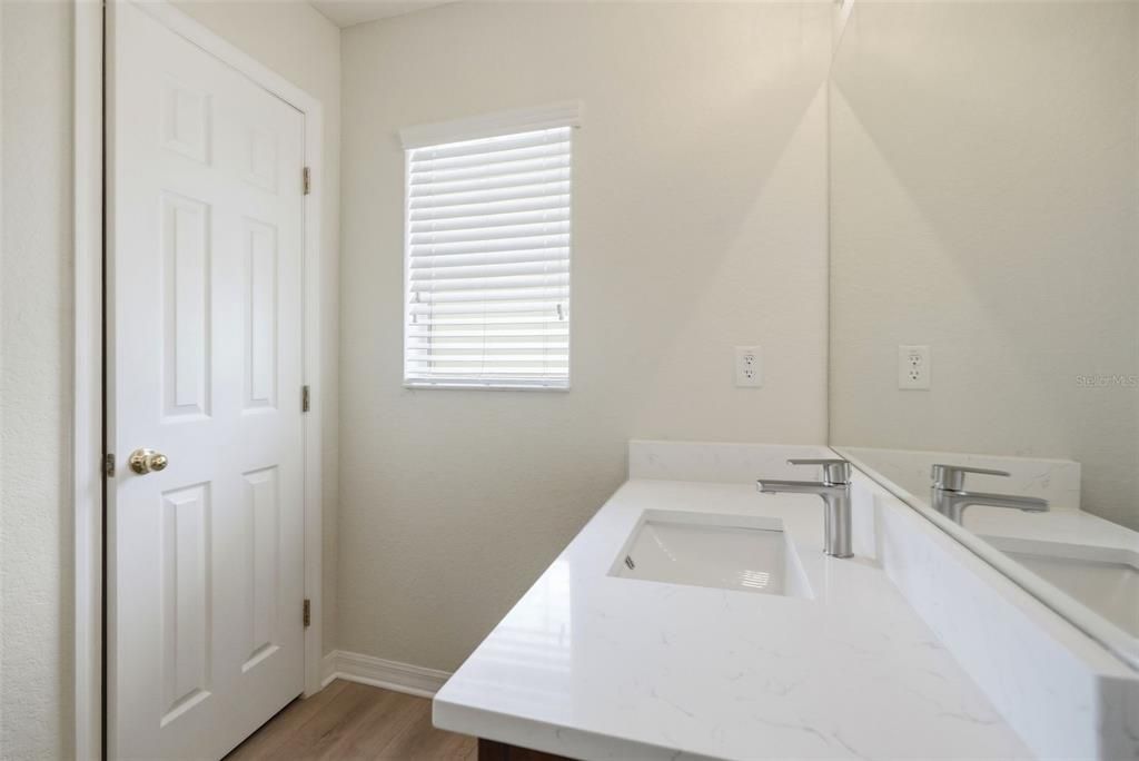 For Sale: $329,900 (3 beds, 2 baths, 1854 Square Feet)