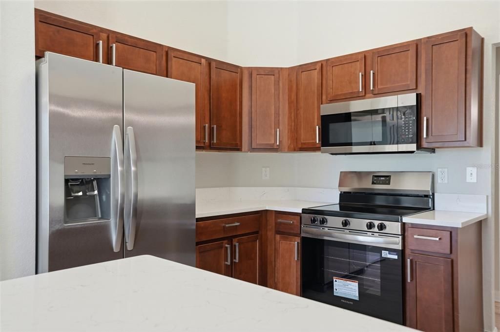 For Sale: $329,900 (3 beds, 2 baths, 1854 Square Feet)
