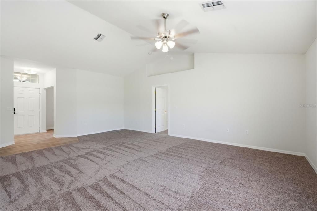 For Sale: $329,900 (3 beds, 2 baths, 1854 Square Feet)