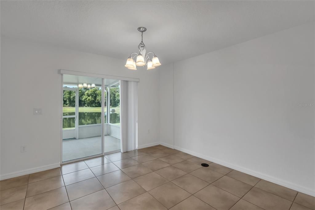 En Venta: $299,995 (3 camas, 2 baños, 1703 Pies cuadrados)