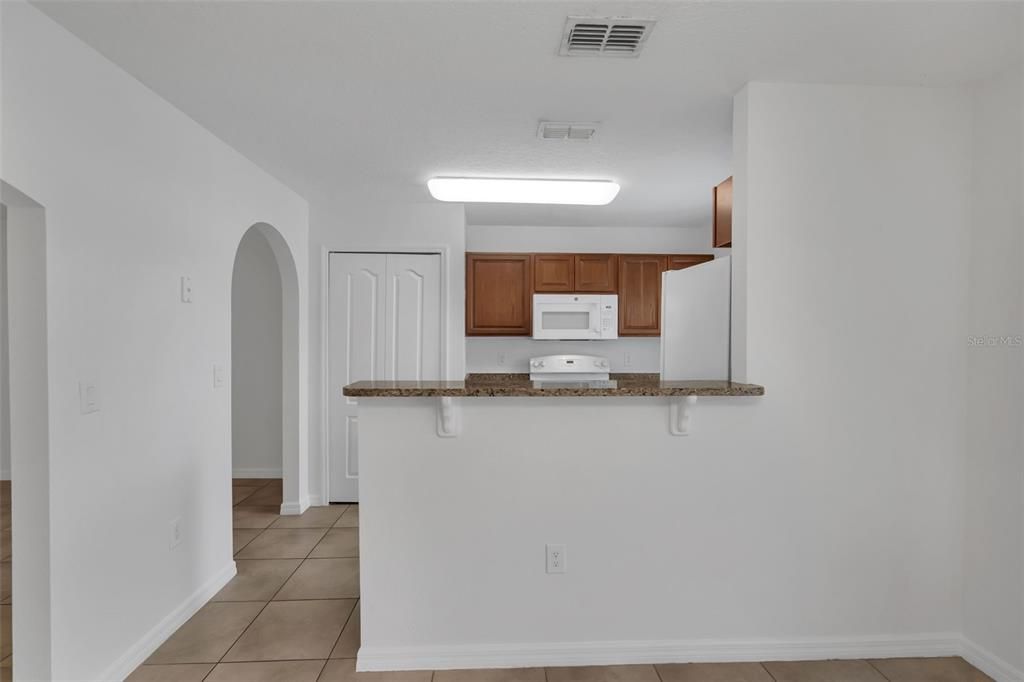 En Venta: $299,995 (3 camas, 2 baños, 1703 Pies cuadrados)