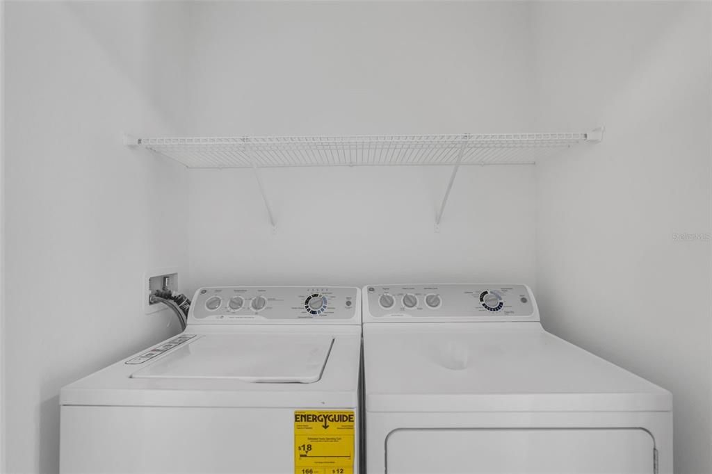 En Venta: $299,995 (3 camas, 2 baños, 1703 Pies cuadrados)